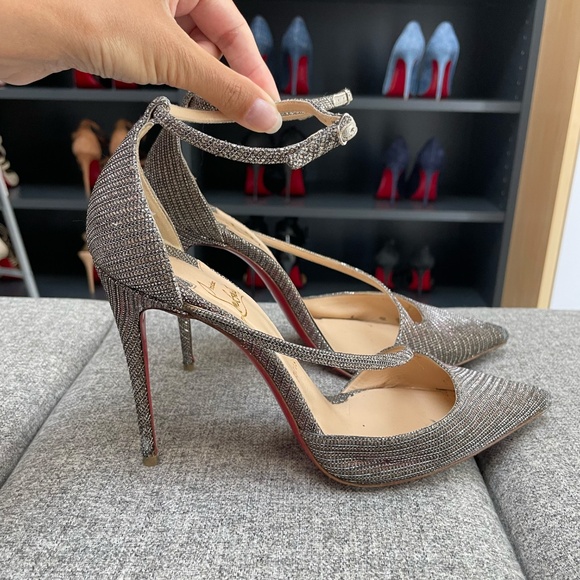 Christian Louboutin Fliketta 100, Silver Chain, EU38 (fits a US8) - Picture 9 of 11